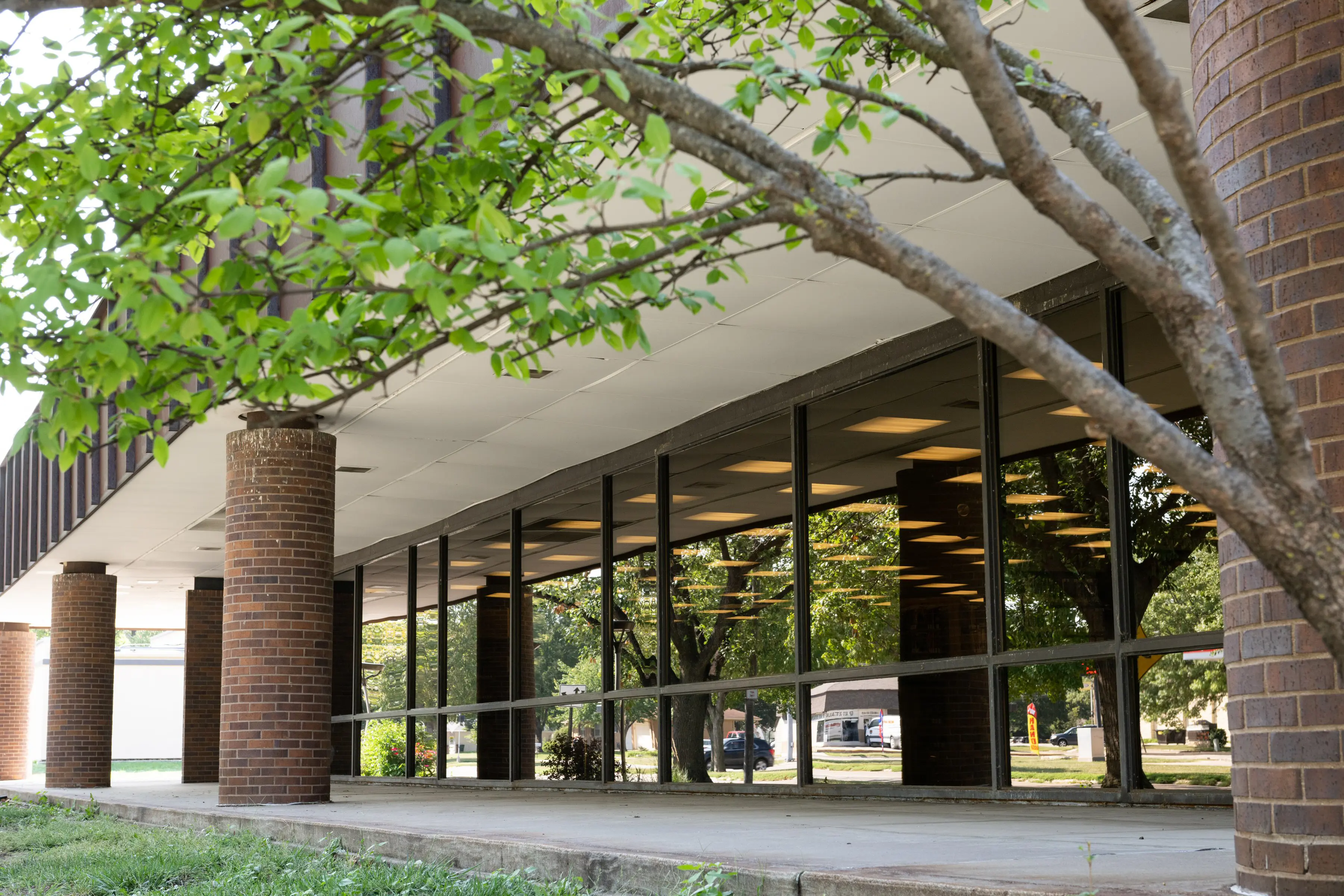 Locations and Hours Lincoln City Libraries