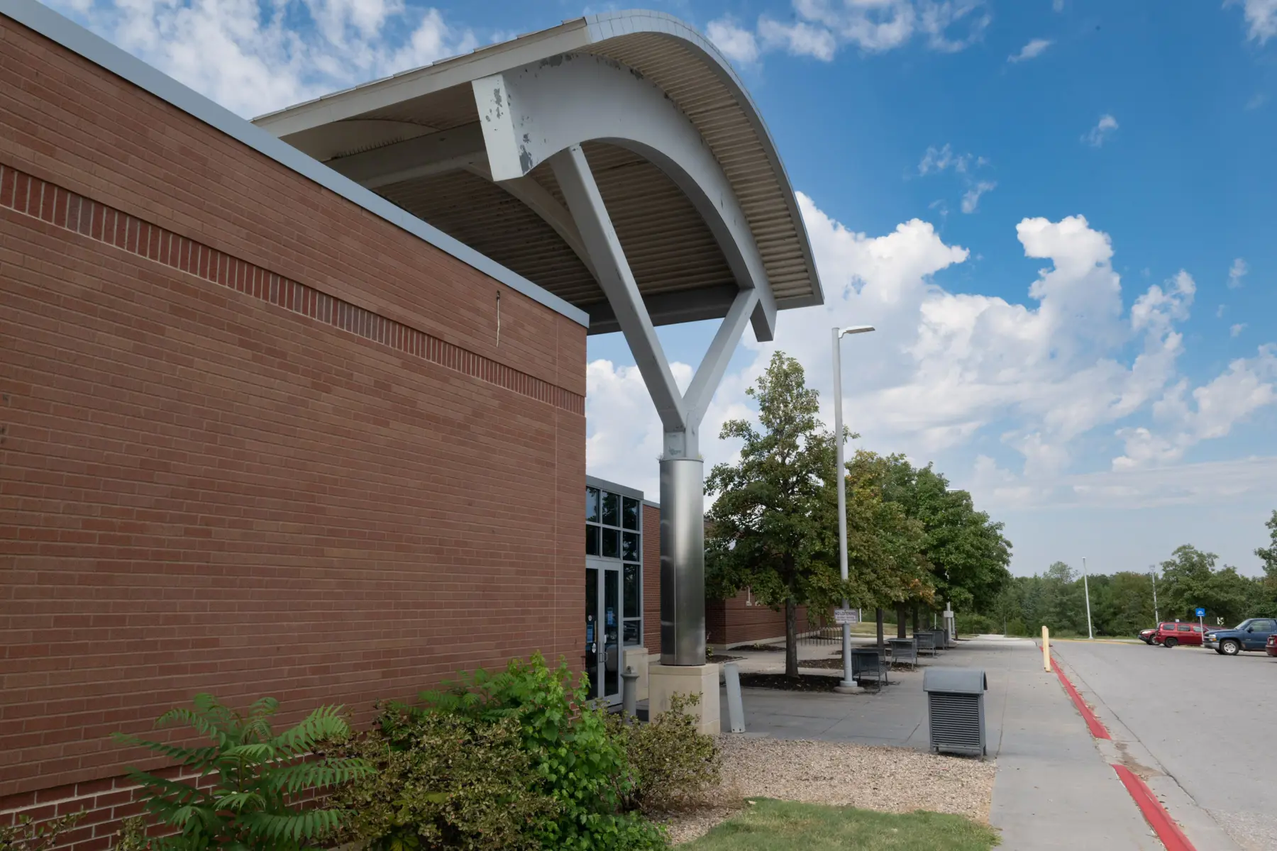 Locations and hours lincoln city libraries